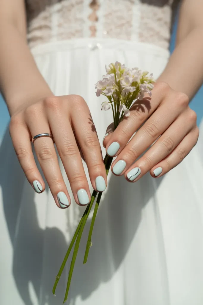 Soft Mint Nails with Minimal Accent Line